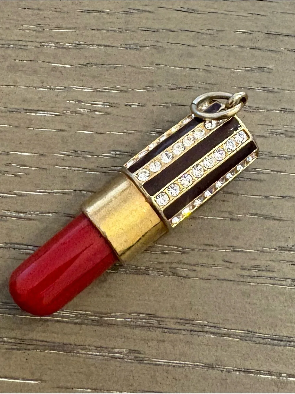 Henri Bendel Red Lipstick keychain